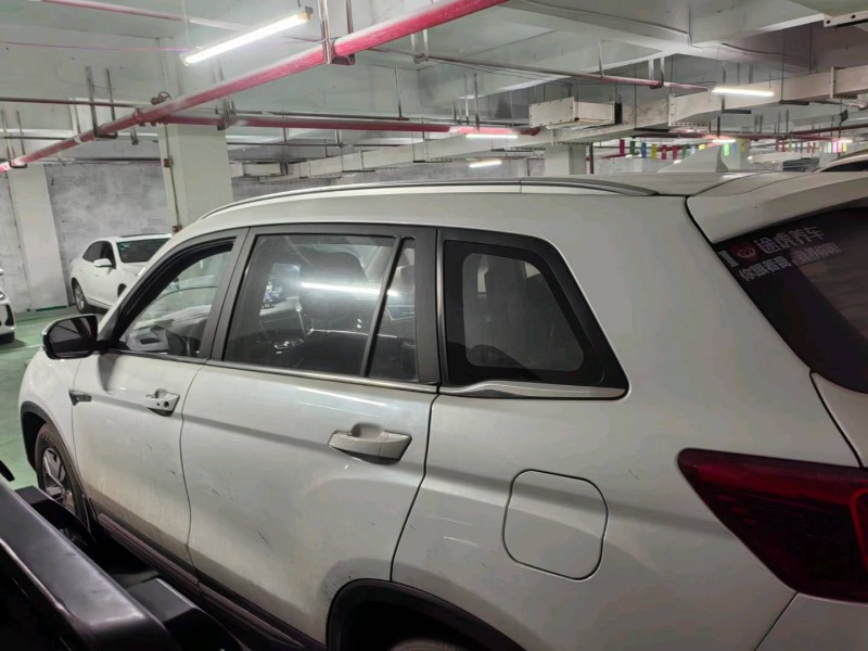 貴陽16年長安汽車CS757