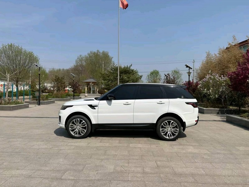 济南17年路虎揽胜运动7