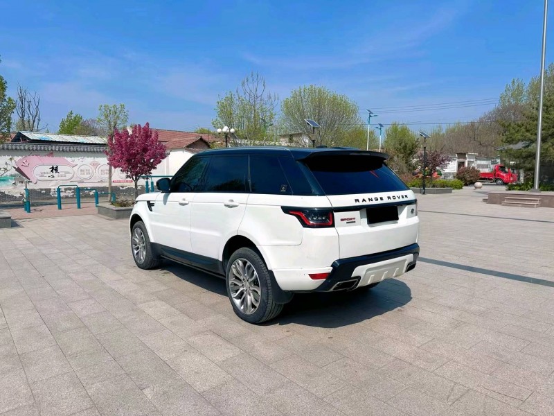 济南17年路虎揽胜运动8