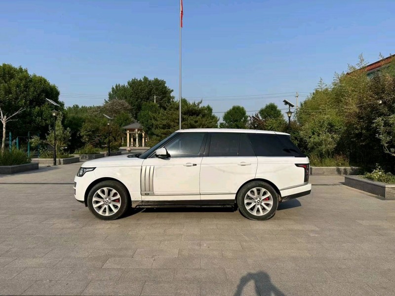 济南15年路虎揽胜行政7