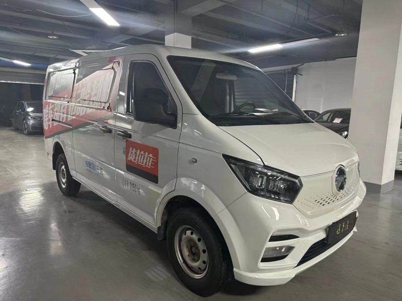 曲靖23年凱馬汽車銳捷EM262