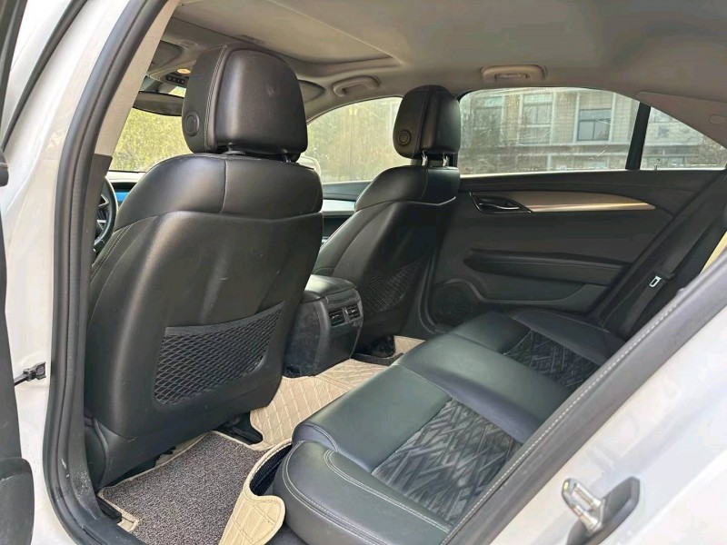 济南17年凯迪拉克ATS6