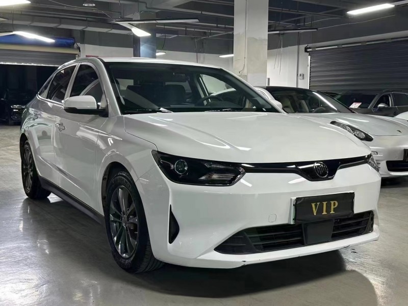 曲靖22年威馬汽車E53