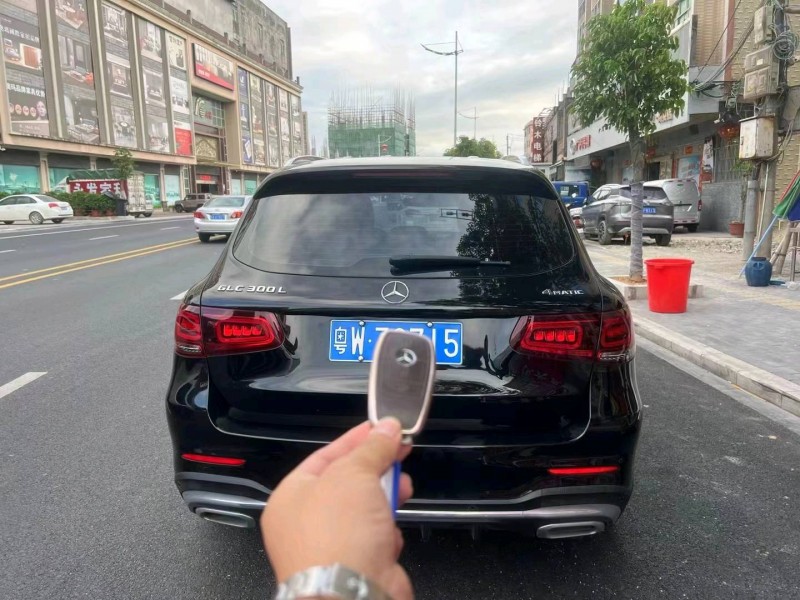 广州22年奔驰GLC8