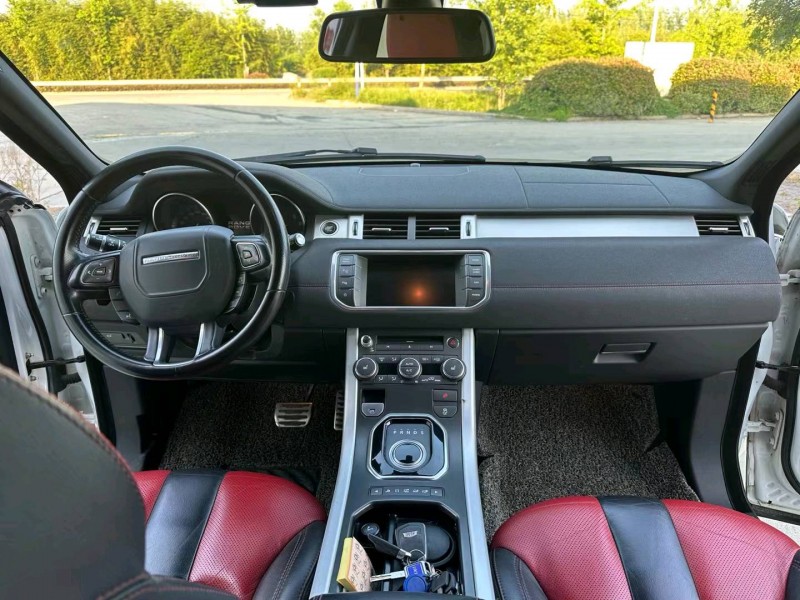 徐州12年路虎极光5