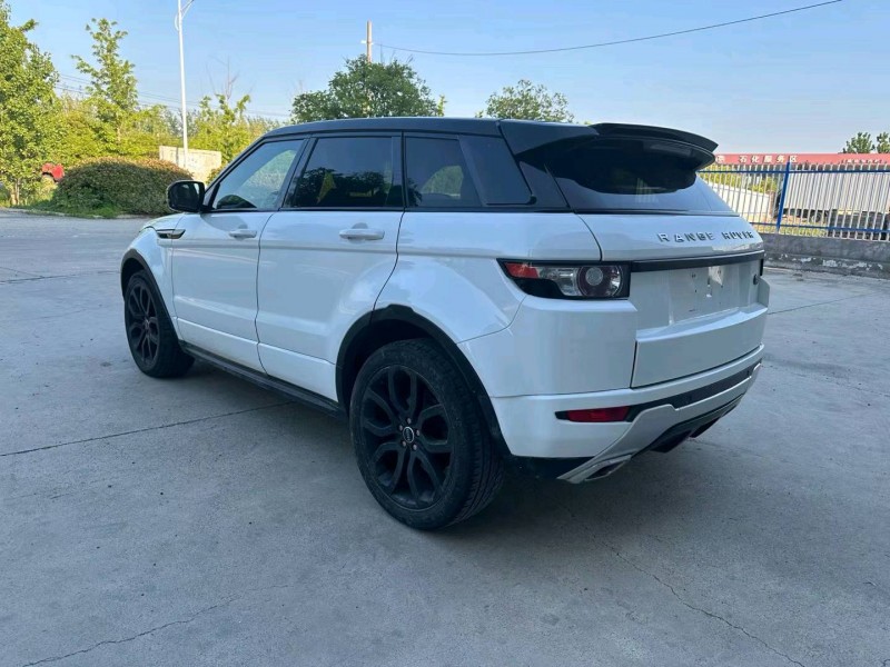 徐州12年路虎极光8