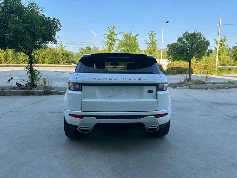 徐州12年路虎极光9