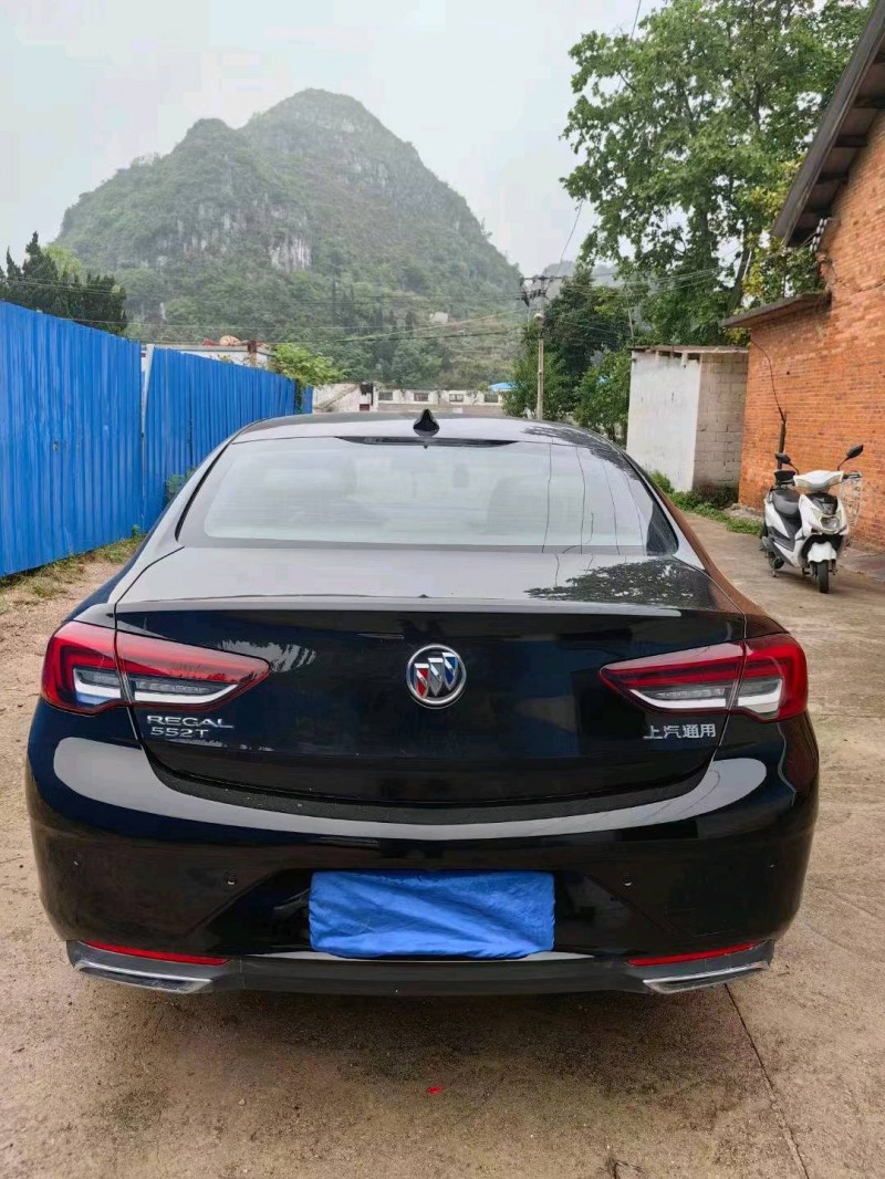 徐州22年别克君威9