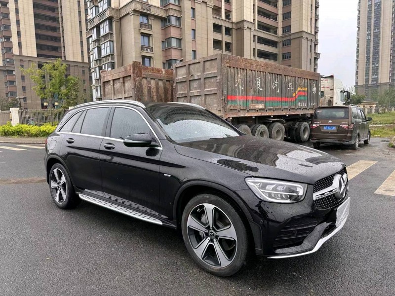 苏州23年奔驰GLC3