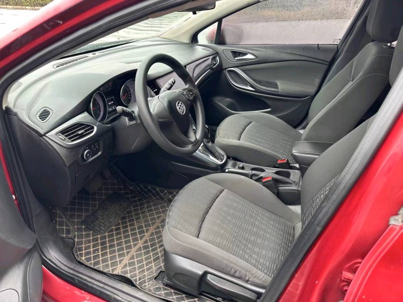 苏州17年别克威朗4