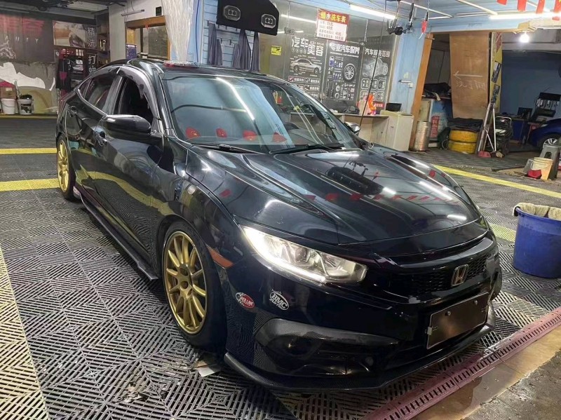 汕头18年本田思域4