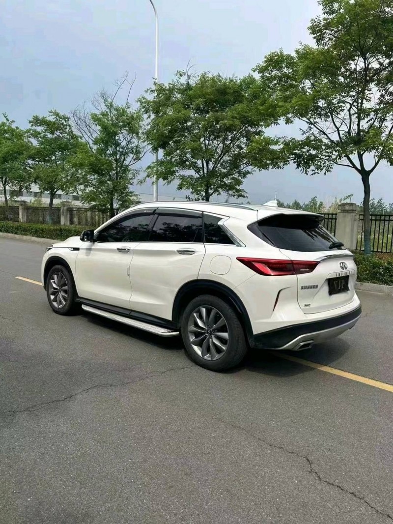 常州20年英菲尼迪QX504