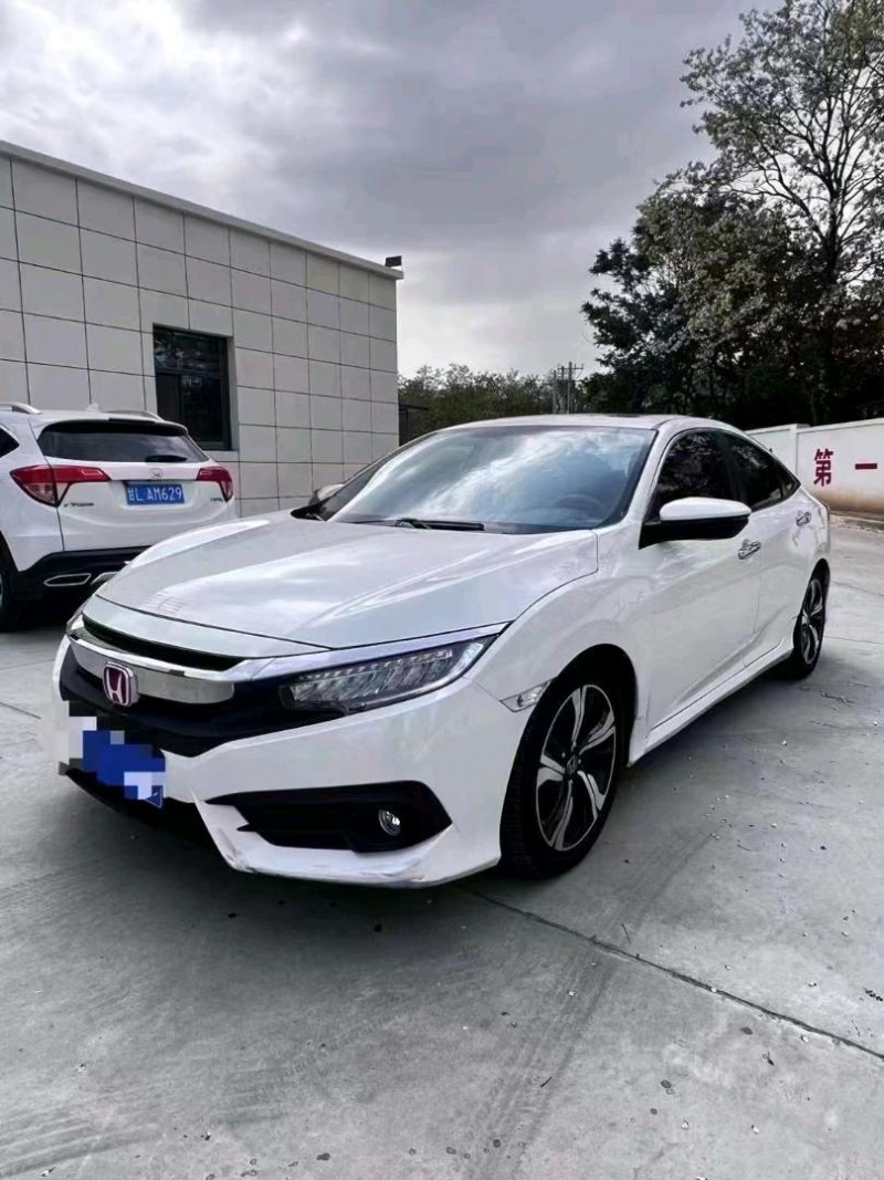 东营16年本田思域3