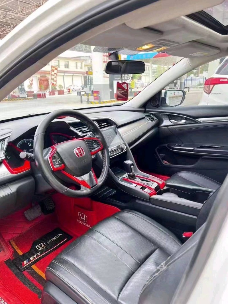 东营16年本田思域5