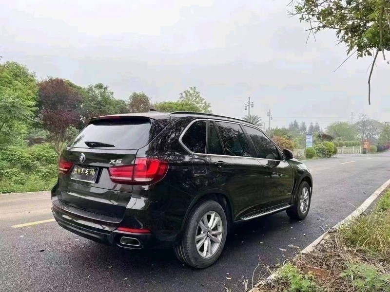 嘉興15年寶馬X57