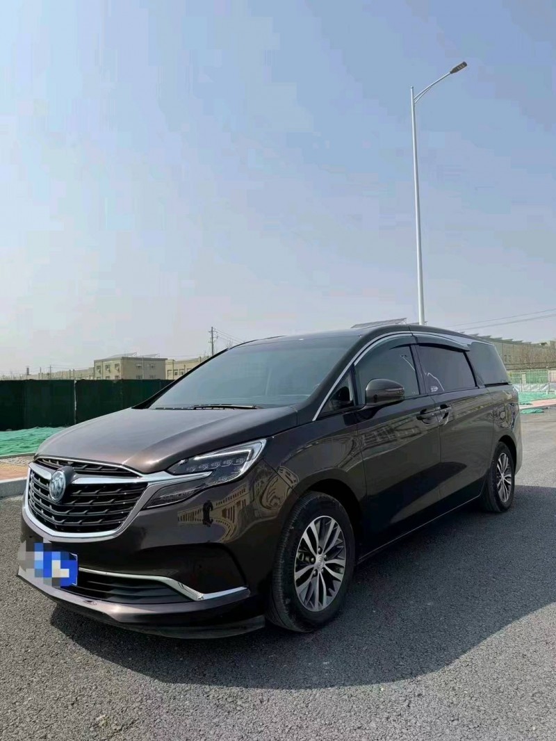 东营22年别克GL82