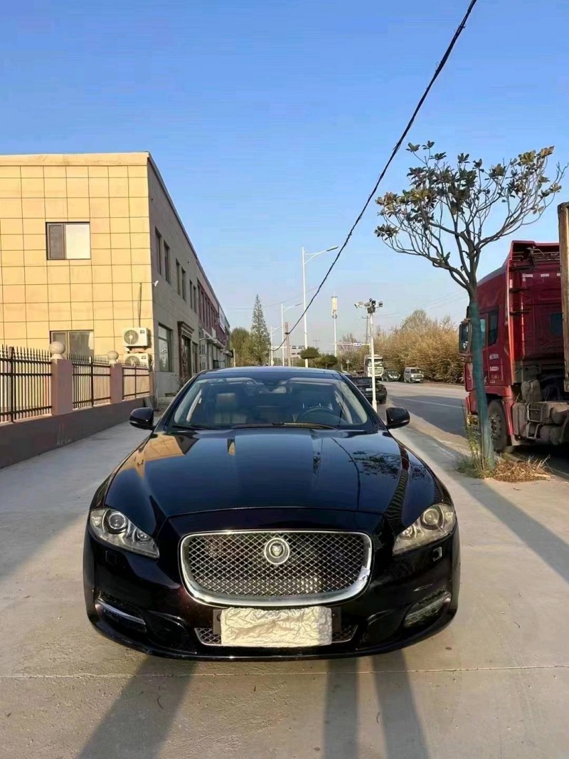 枣庄13年捷豹XJL1