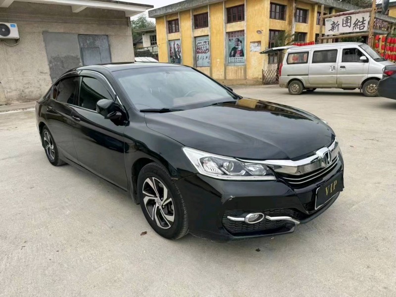 邵阳16年本田雅阁2