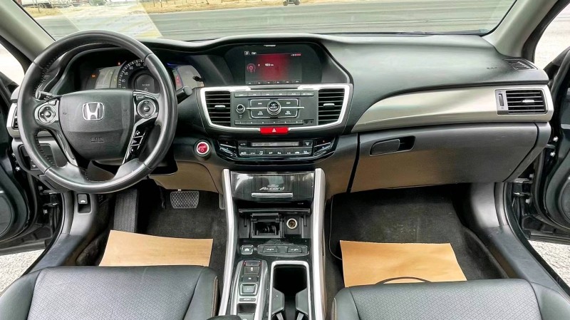 廊坊18年本田雅阁7