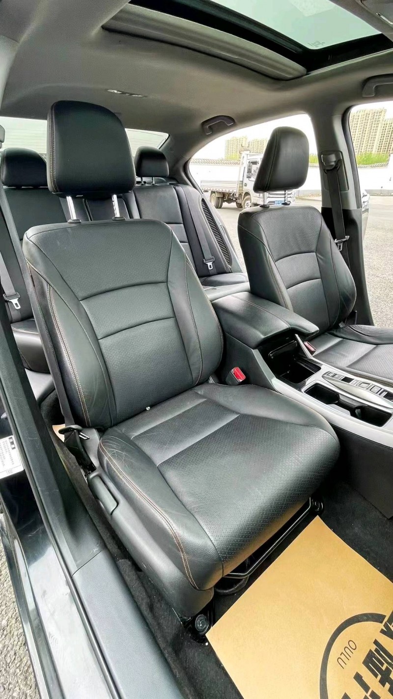 廊坊18年本田雅阁9