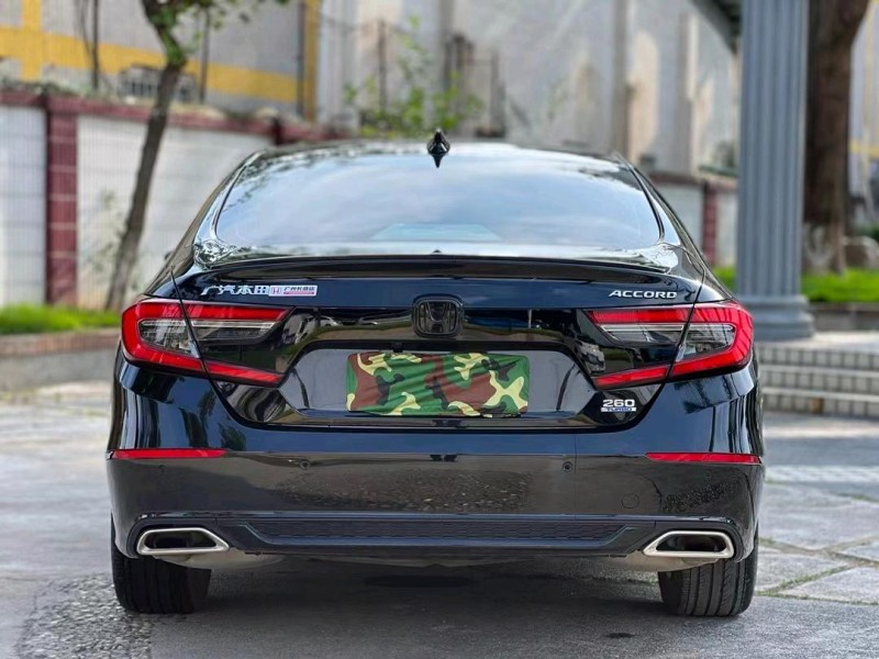 东莞23年本田雅阁9