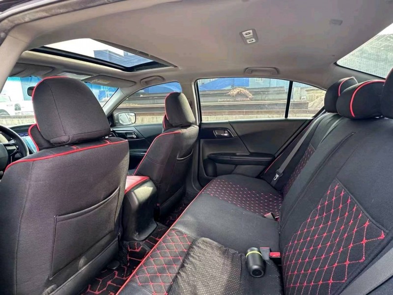 郑州17年本田雅阁6