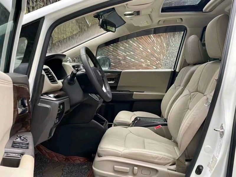 广州16年本田奥德赛6