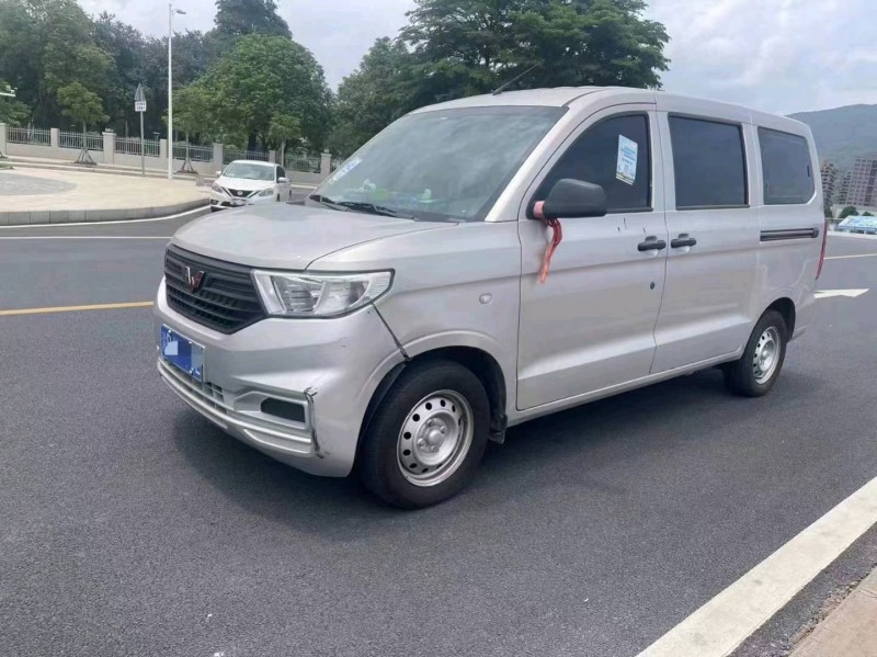 廣州23年五菱汽車宏光5