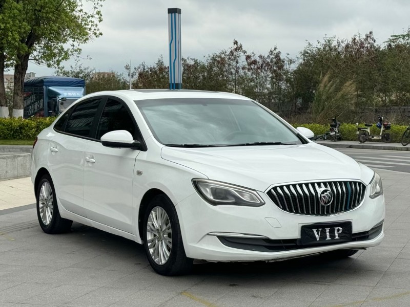 东莞17年别克英朗2