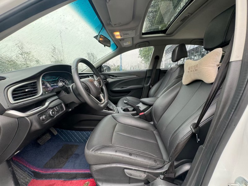 东莞21年别克英朗7