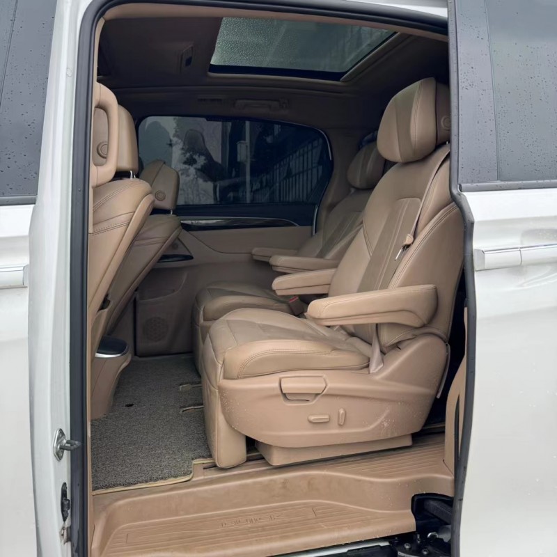 东莞19年别克GL84