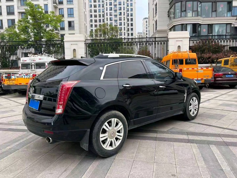 徐州11年凯迪拉克SRX3