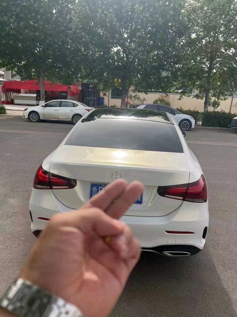 东营22年奔驰A5