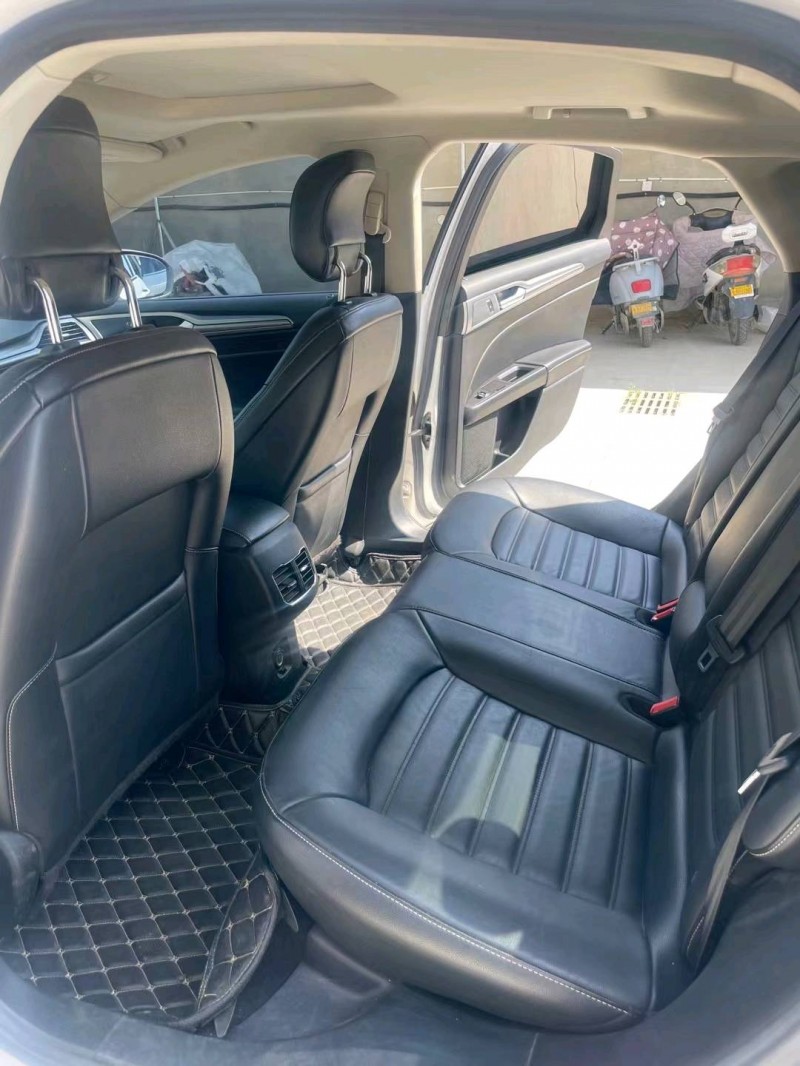 徐州17年福特蒙迪欧9