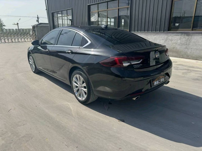 徐州22年别克君威6