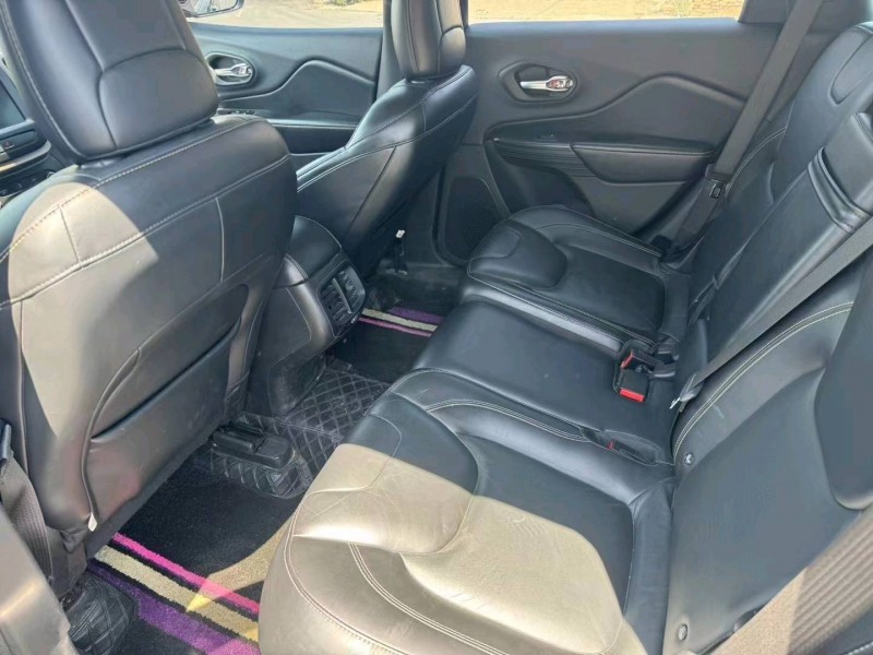 东营16年Jeep自由光6