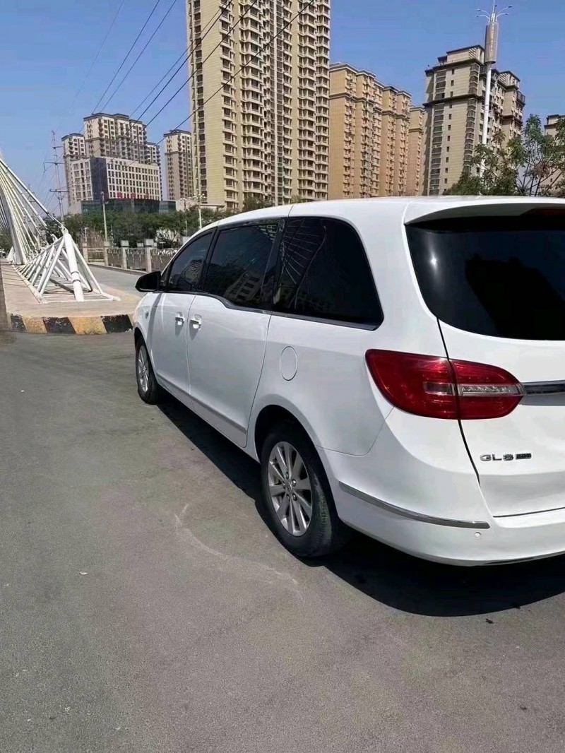 枣庄19年别克GL84