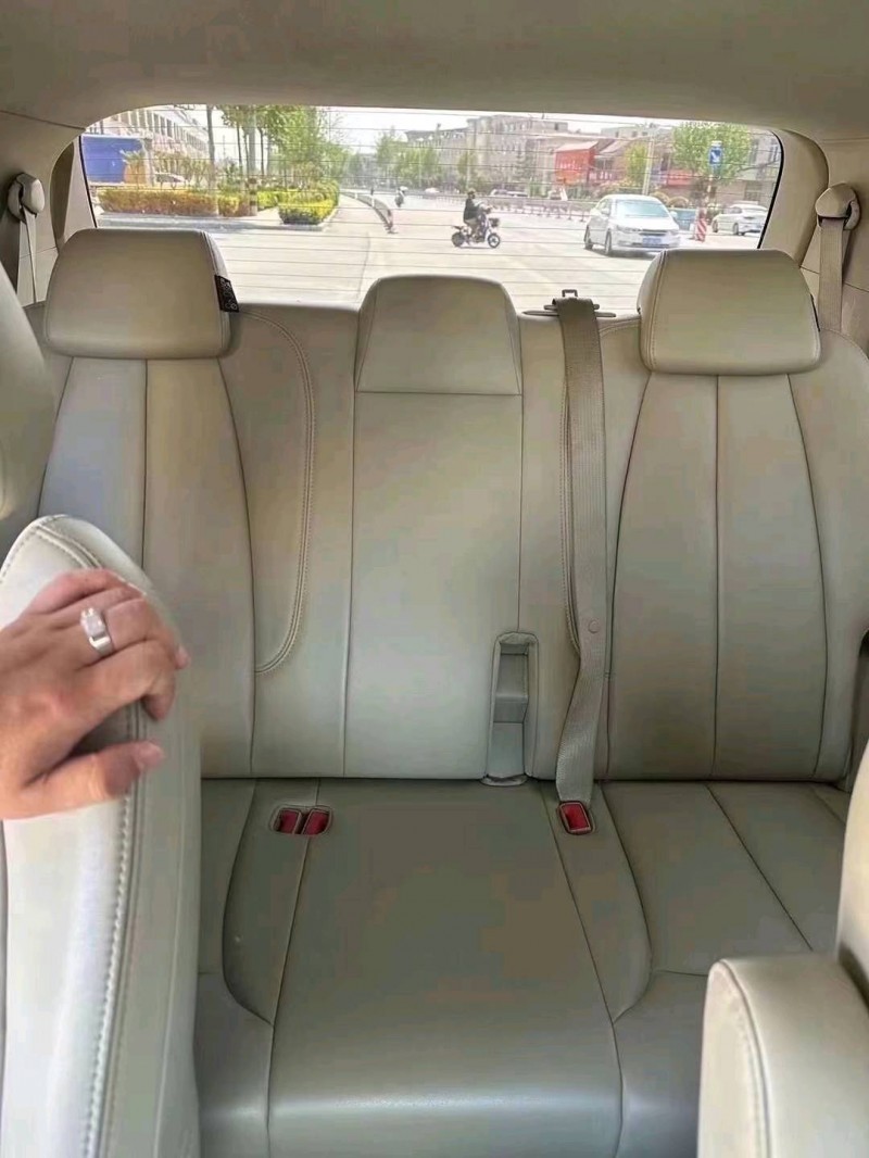 枣庄19年别克GL85