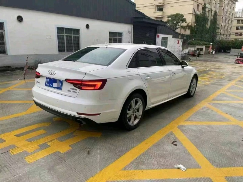佛山18年奥迪A4L8