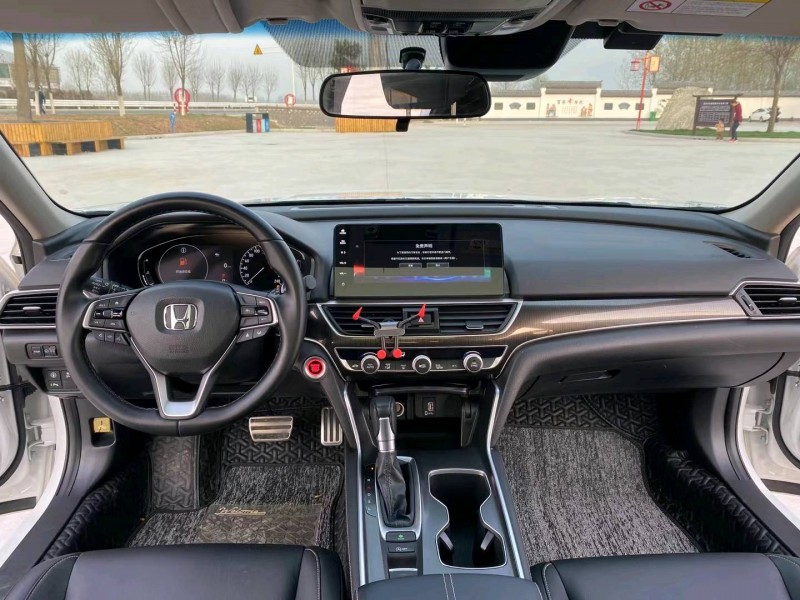 徐州22年本田雅阁4