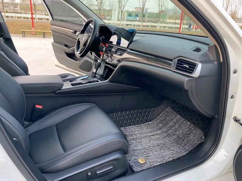 徐州22年本田雅阁5