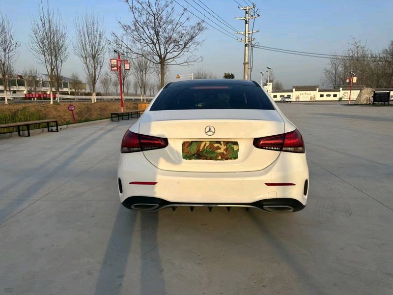 徐州19年奔驰A9