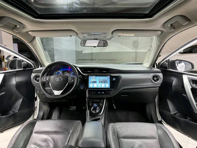 成都18年丰田卡罗拉6