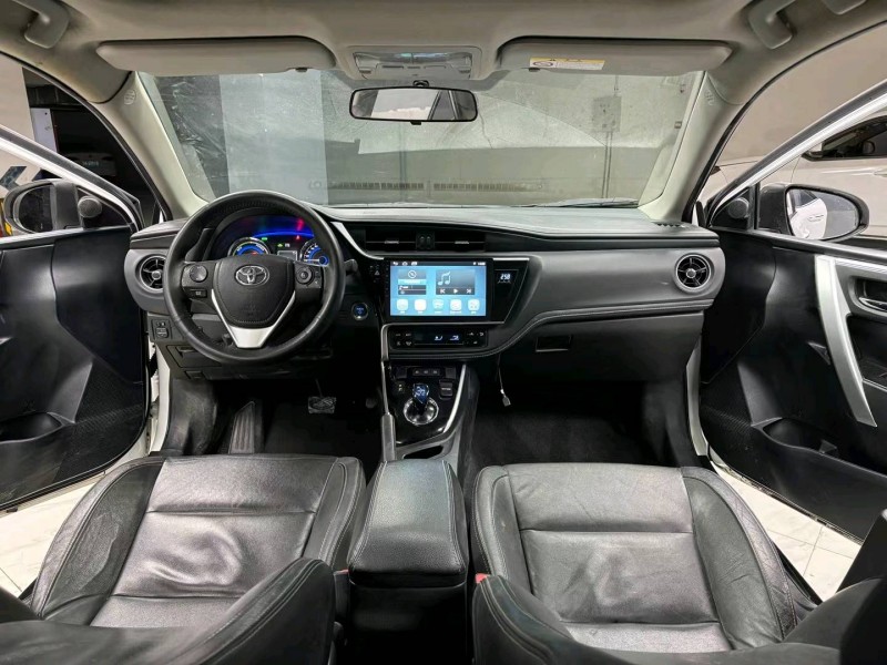 成都18年丰田卡罗拉9