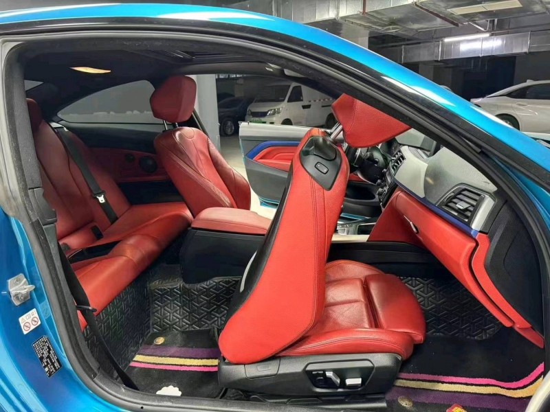 成都18年宝马4系8