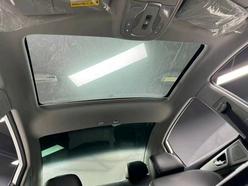 成都23年荣威i63