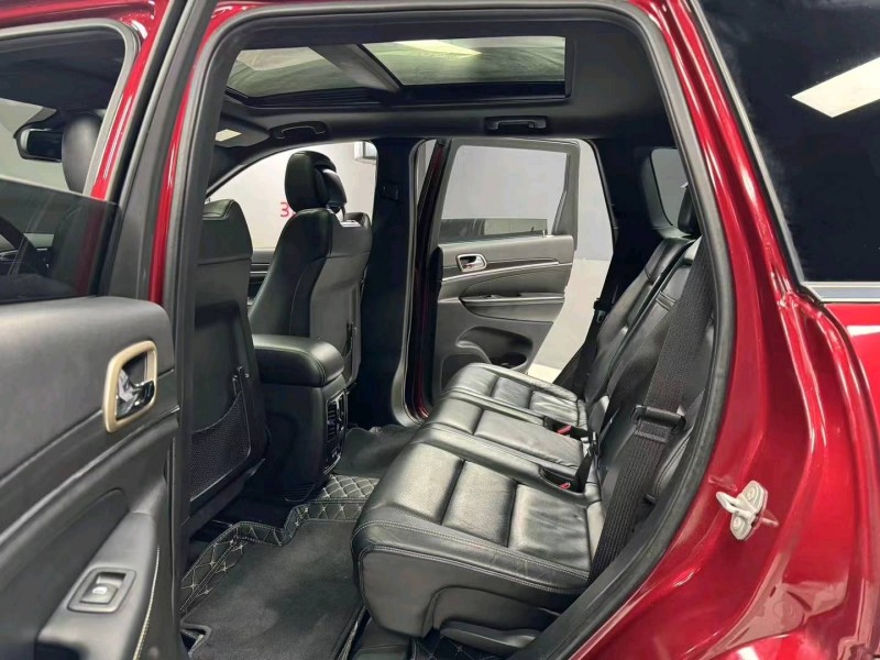 成都16年Jeep大切诺基6