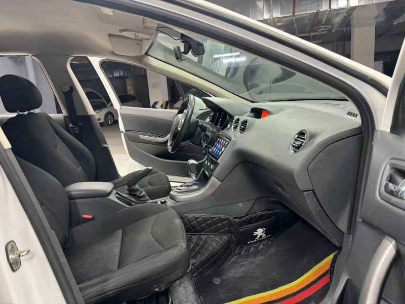 成都14年标致4084