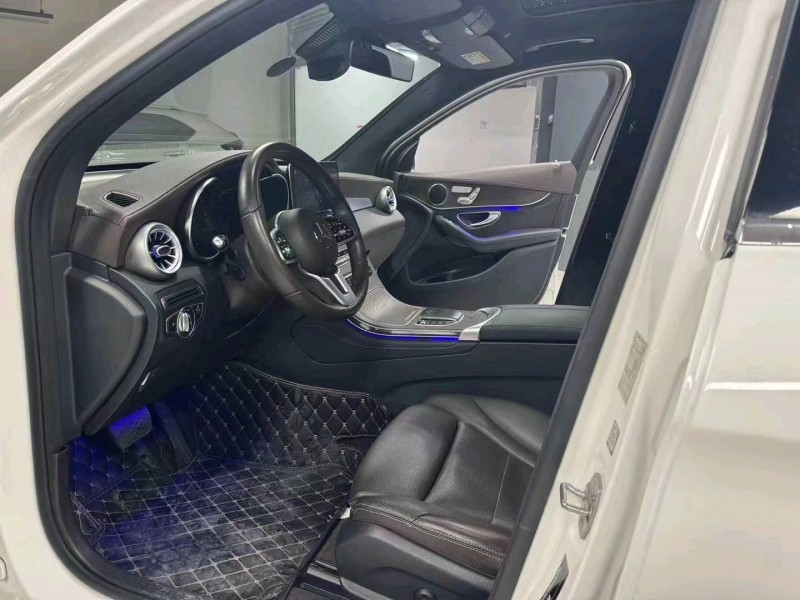 成都20年奔驰GLC8