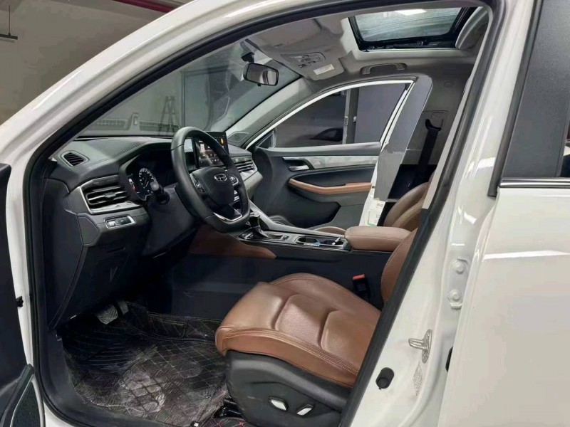 成都23年吉利远景X64